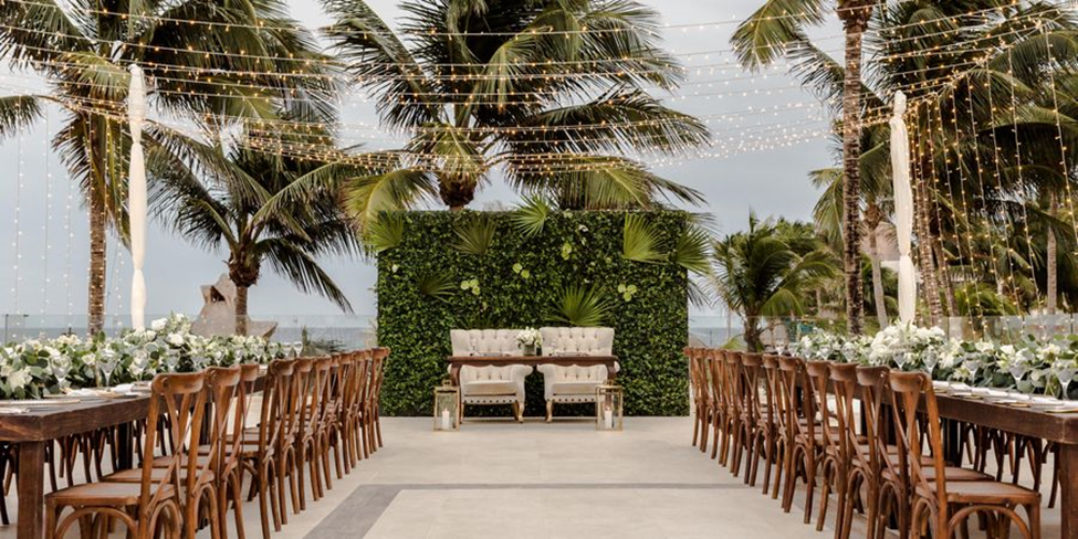 What You Need to Know About Planning a Beach Wedding in Mexico?